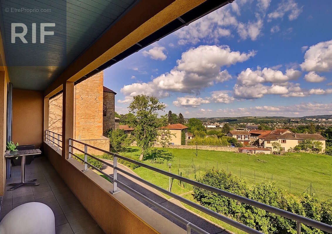 Appartement à CURIS-AU-MONT-D'OR