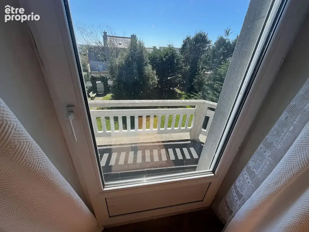 VENTE d'une maison de 6 pièces (90 m²) à SAINT PABU - photo 9