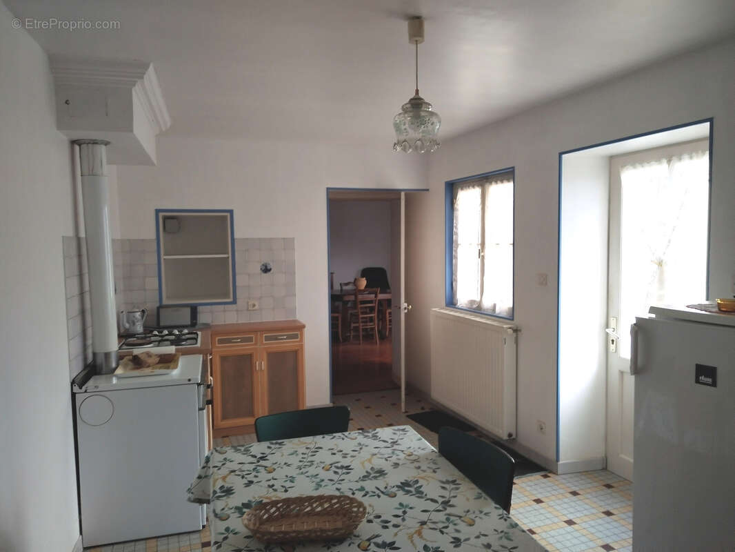 Maison à SAINT-VAIZE