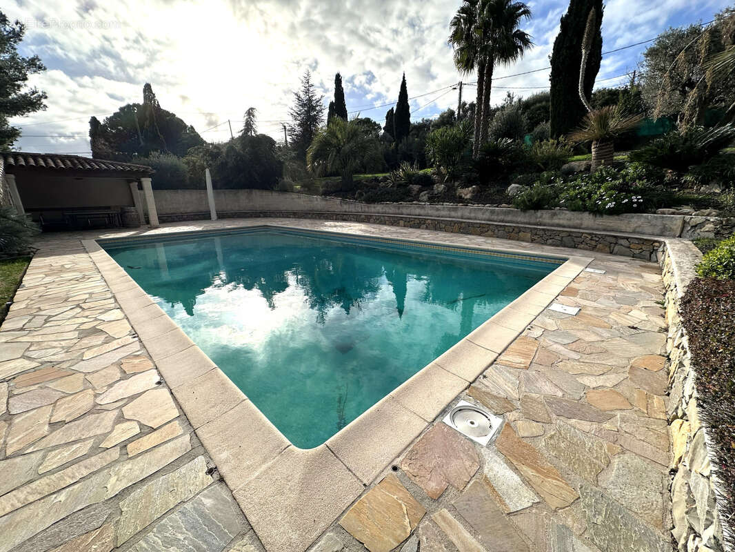 Maison à OLLIOULES