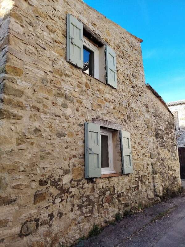 Maison à REVEST-DES-BROUSSES