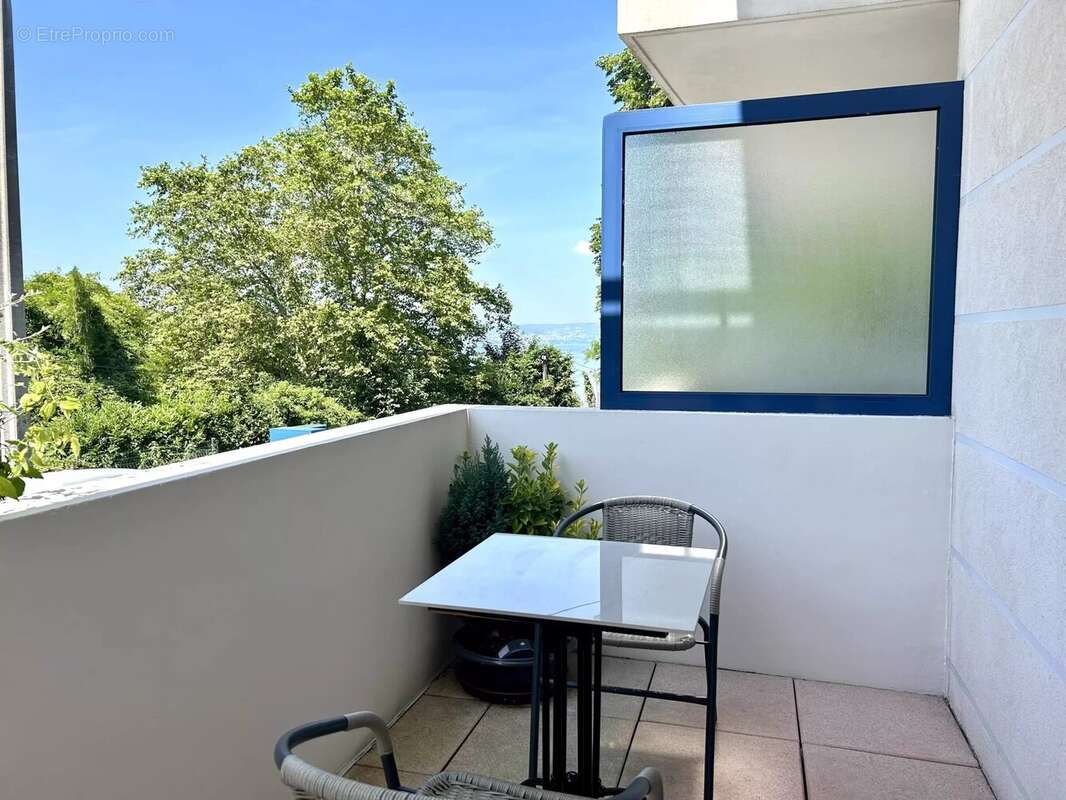 Appartement à EVIAN-LES-BAINS
