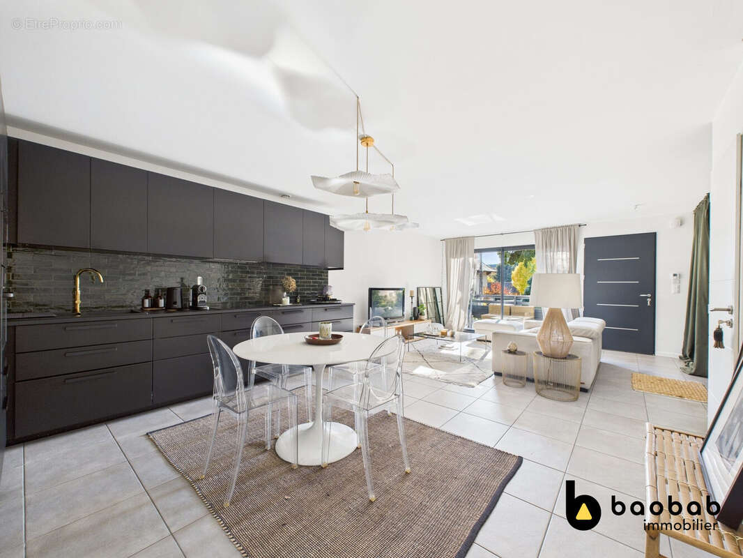 Appartement à AIX-LES-BAINS