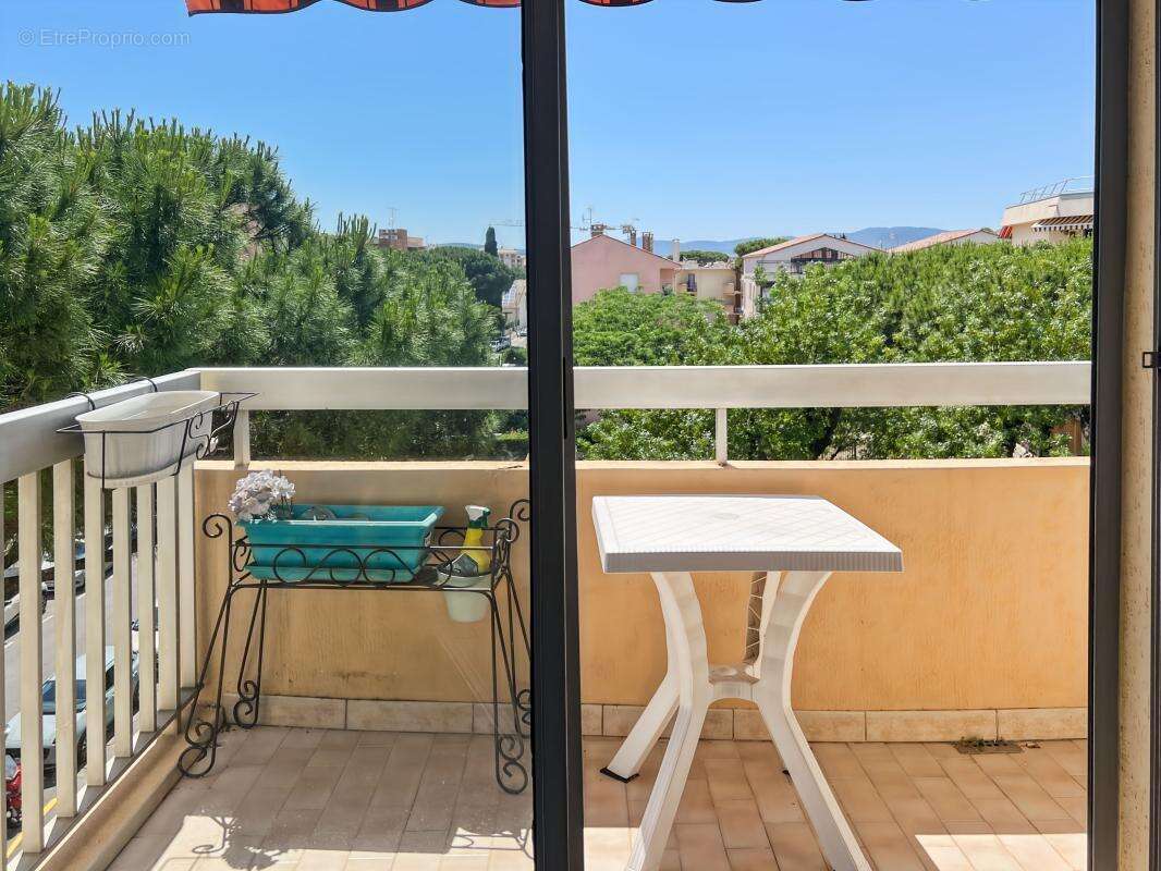 Appartement à FREJUS
