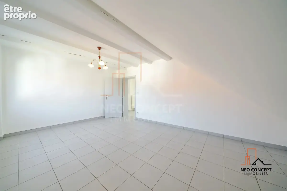 * GEUDERTHEIM - Très beau 3 pièces situé dans une petite copropriété de 3 logements, avec vue magnifique du balcon !! * - photo 5