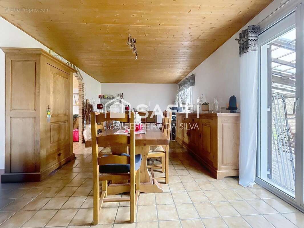 Maison 167 m² à Saint-Agnan  - photo 5