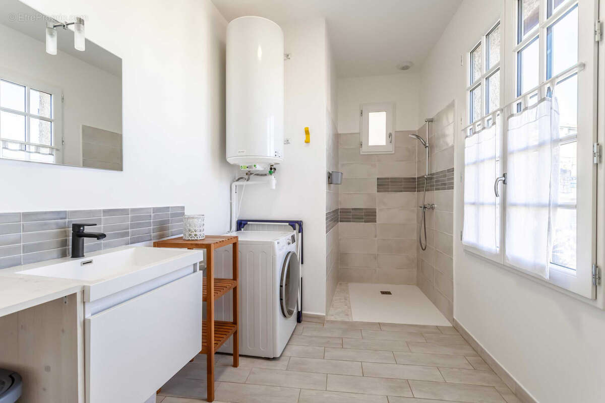 Maison de village avec atelier, annexe et jardin - photo 25