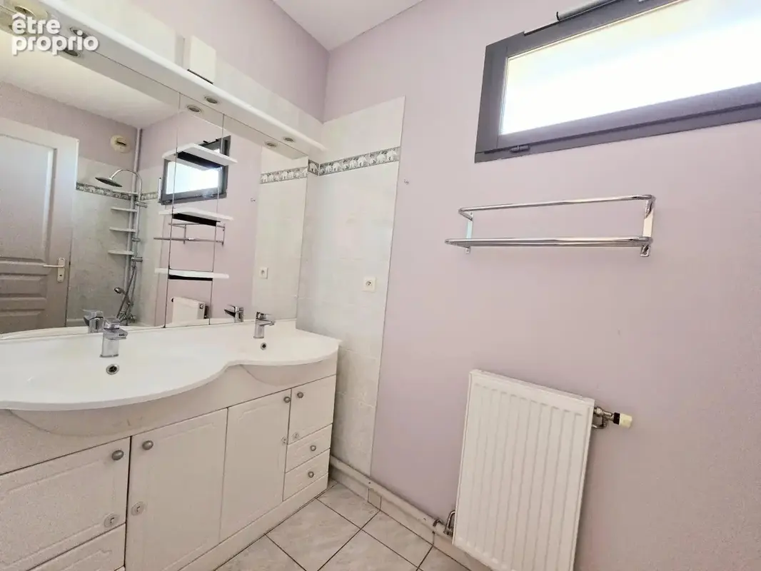 T4 avec balcon et parking privée - photo 8