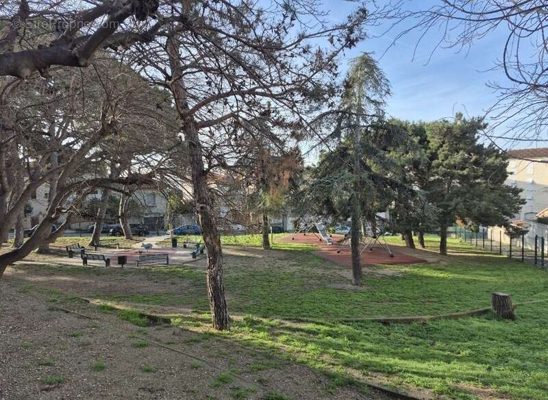 Appartement à MARSEILLE-16E