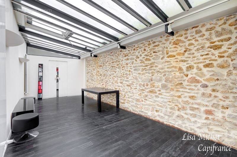 Commerce à PARIS-17E