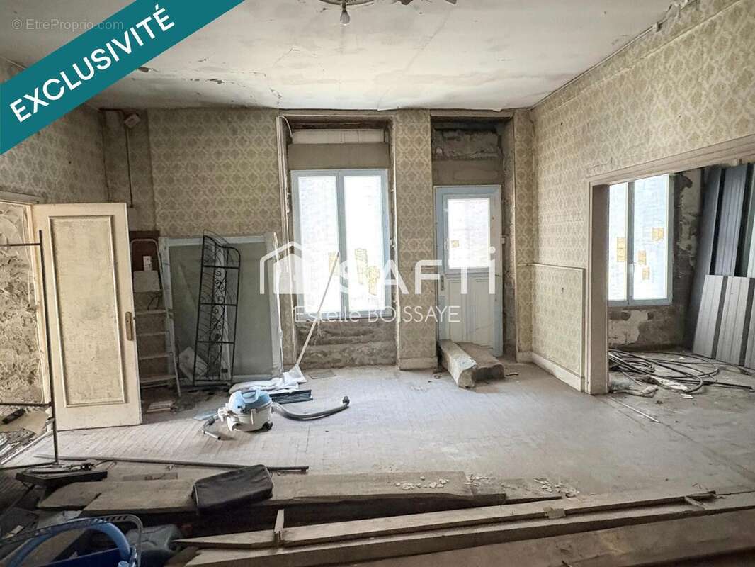 Appartement 232 m² à Tinchebray  - photo 8