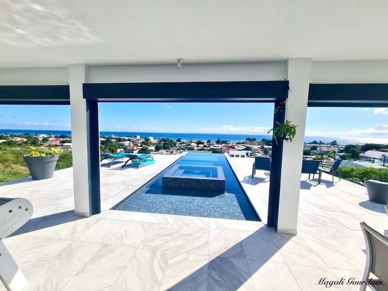 Maison à SAINT-FRANCOIS