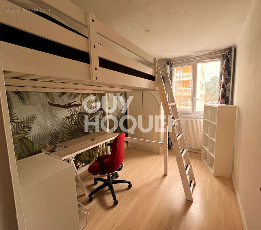 Appartement à OULLINS