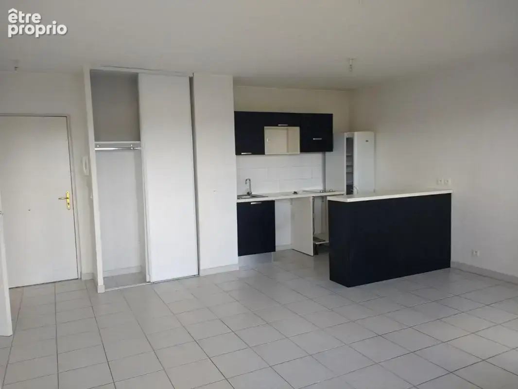 Vidauban ? f2 lumineux avec vue dégagée, balcon et  2 parkings - photo 4