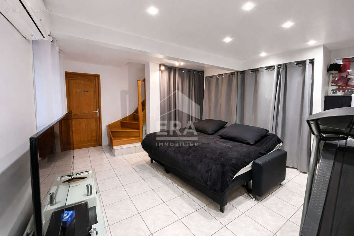 Appartement à MARSEILLE-16E