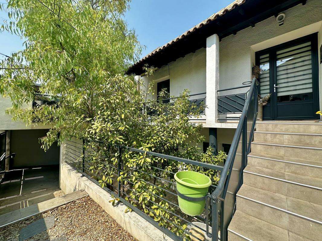 Appartement à NIMES