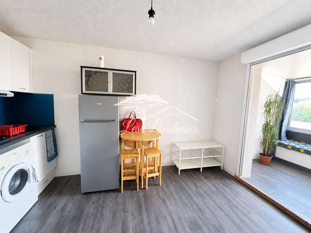 Appartement à LA LONDE-LES-MAURES