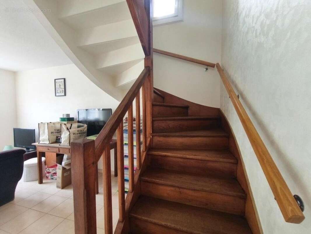 Photo 6 - Maison à MONTGERMONT