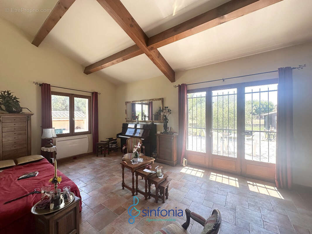 Maison à SERVIERS-ET-LABAUME