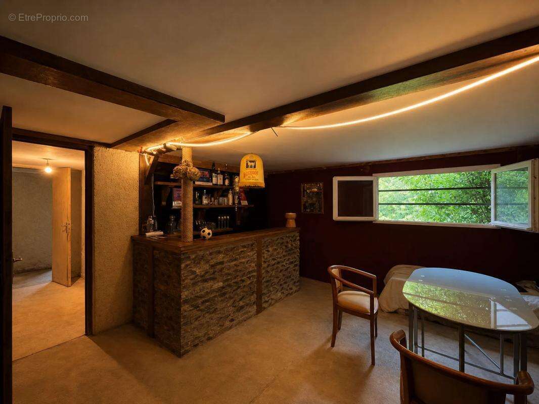 Maison de 8 pièces de 145 m² à Chartainvilliers - photo 9