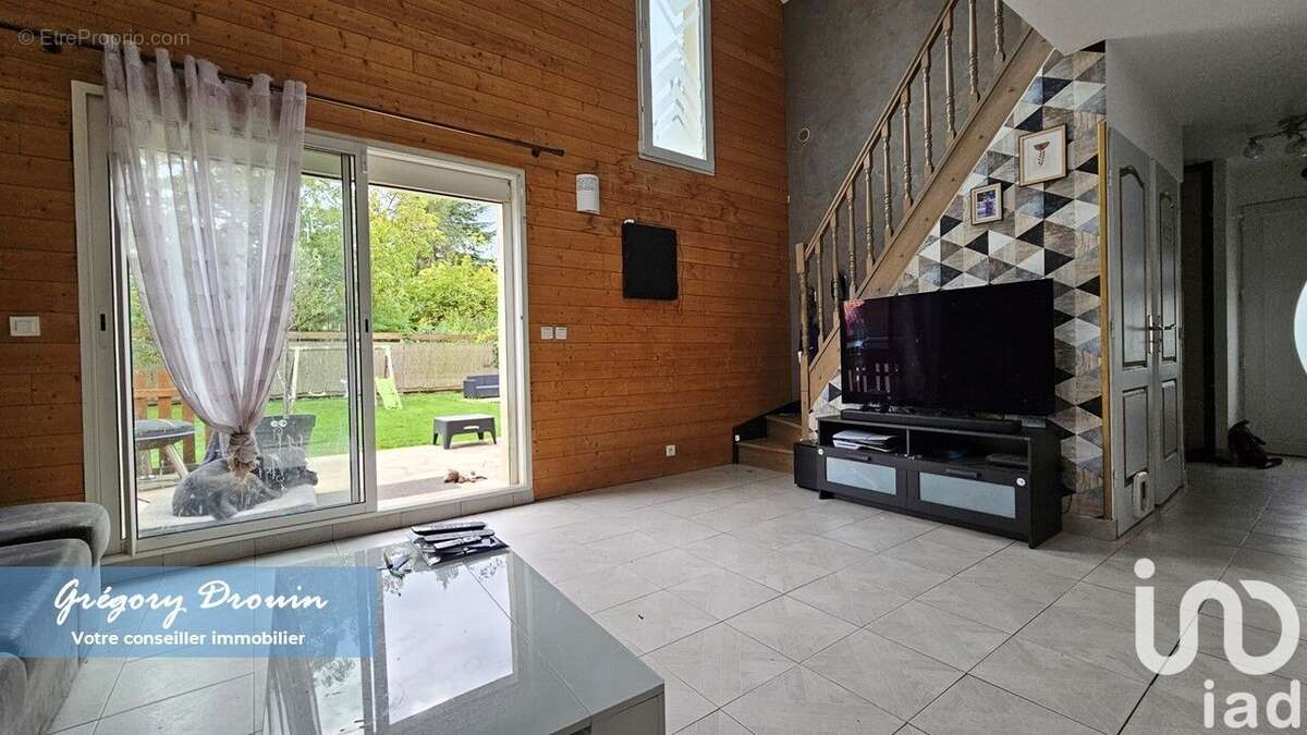 Photo 5 - Maison à BOISSISE-LE-ROI