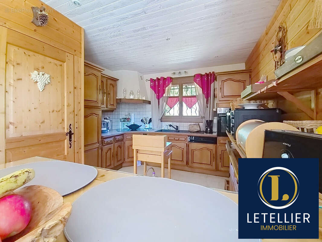 Maison 170 m² à Saint-Pierre-Les-Elbeuf  - photo 5