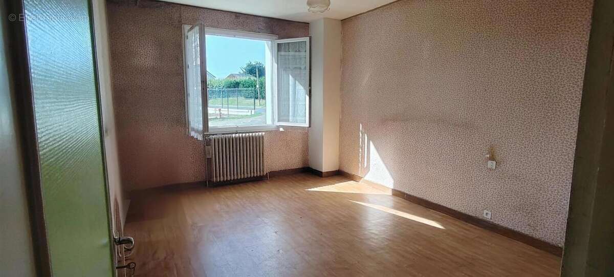 114 m2 habitables sur sous-sol complet, 4 à 5 chambres, terr - photo 9