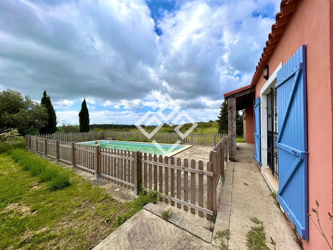 Maison de caractère avec piscine et panorama - photo 1
