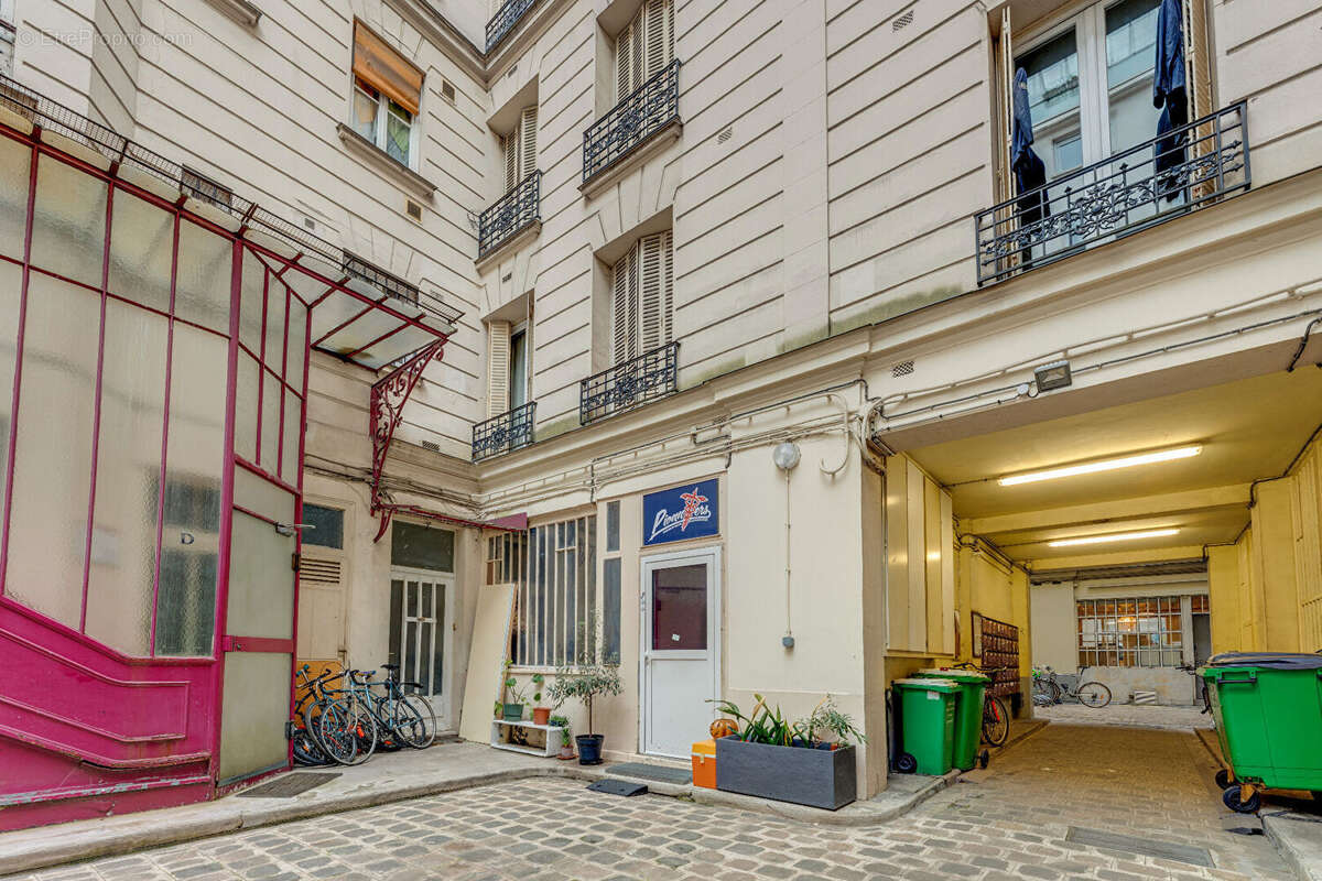 Appartement à PARIS-10E