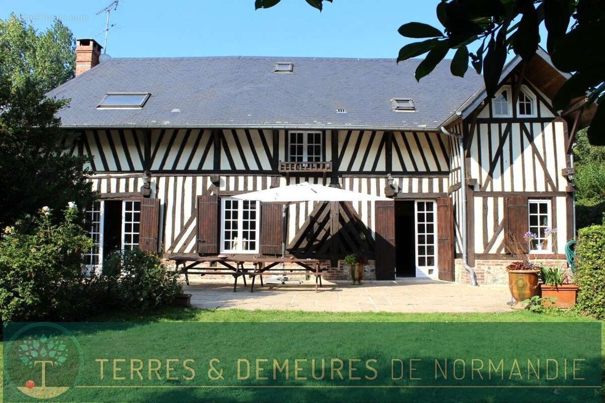 Maison à PONT-L'EVEQUE