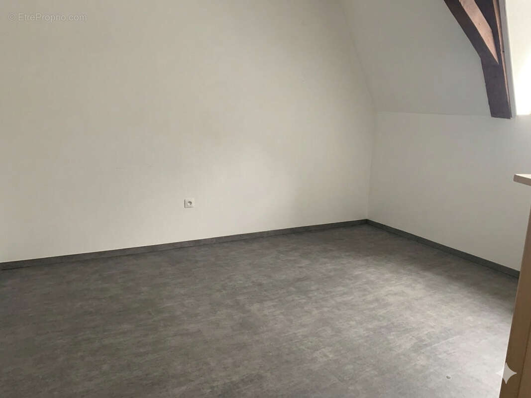 Appartement à MARLE