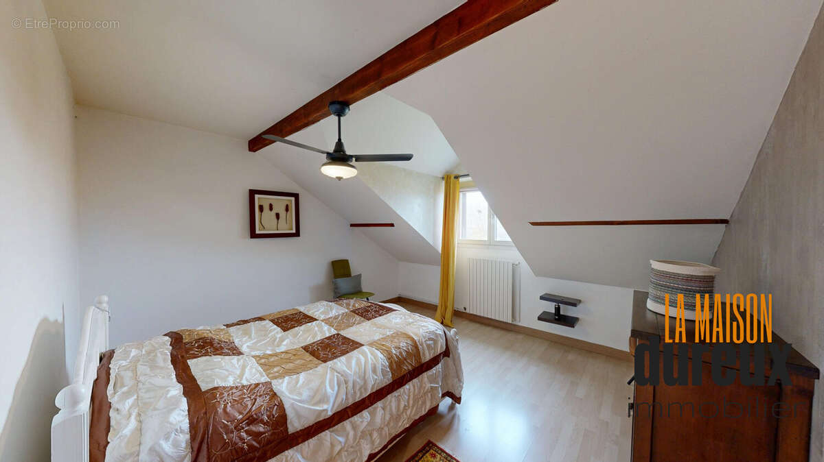 Appartement à SERRE-LES-SAPINS