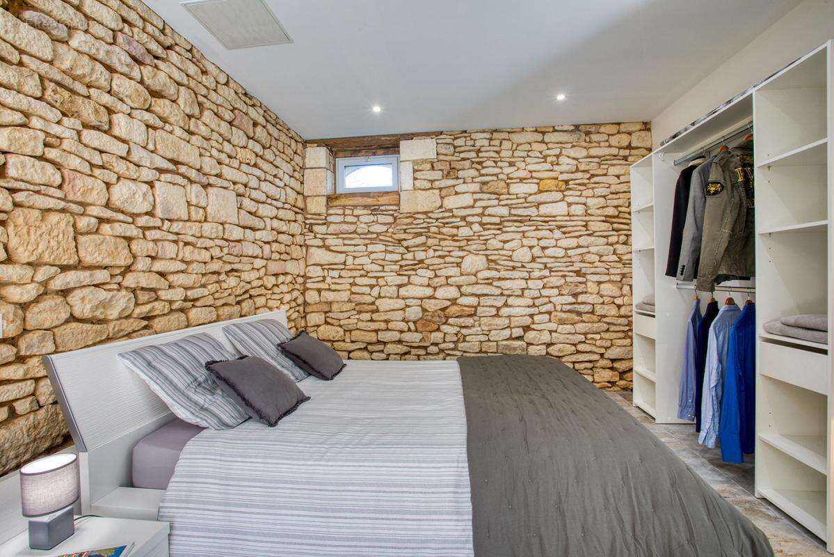 Maison Archignac 11 pièce(s) 440 m2 - photo 8