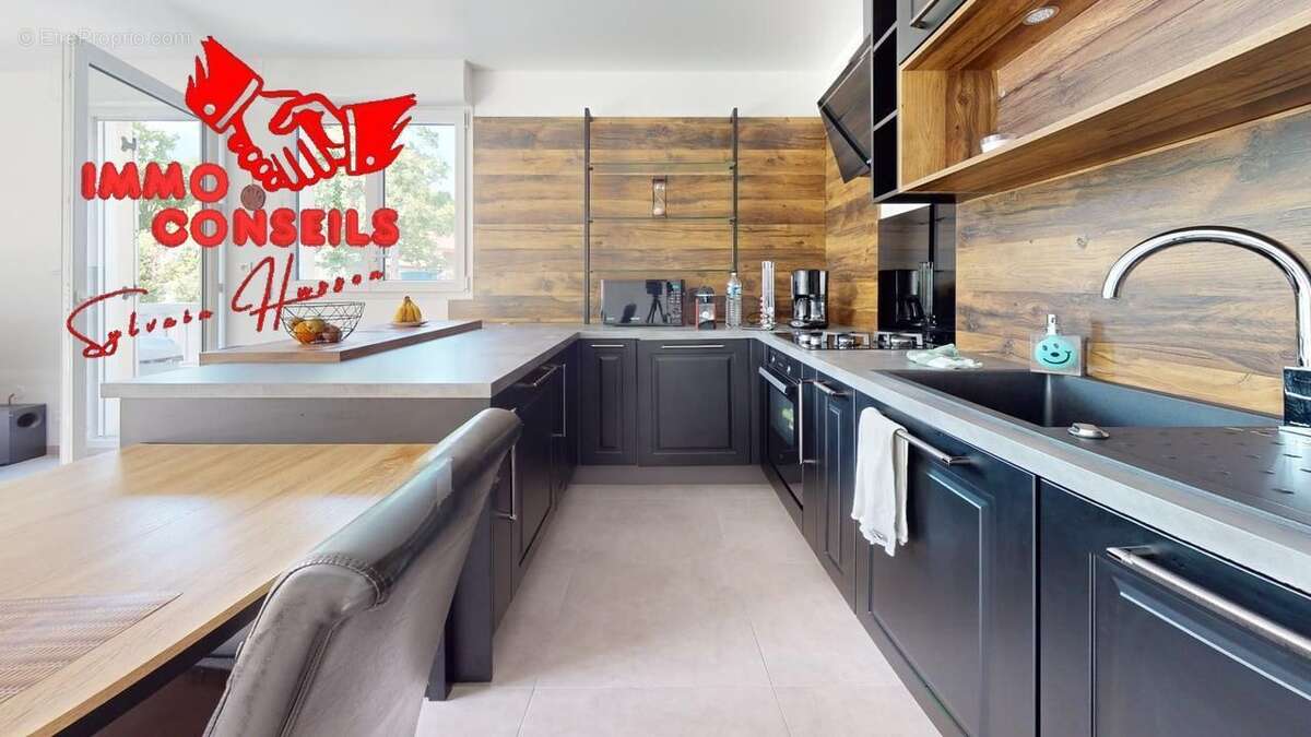 Appartement à SAINT-GENIS-LAVAL