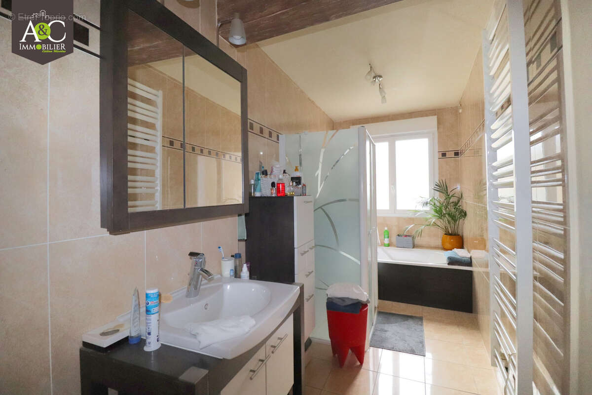 Appartement à LE FAOUET