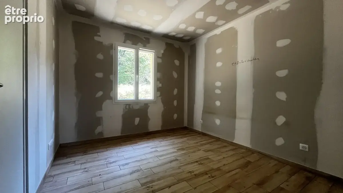 Maison récente en campagne sur 6 500 m2 de terrain - photo 7