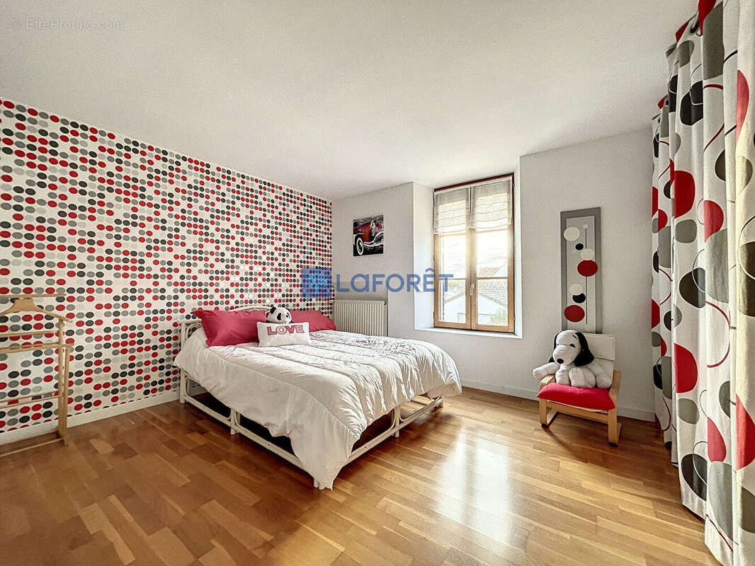 Maison à BOISSY-LE-CHATEL