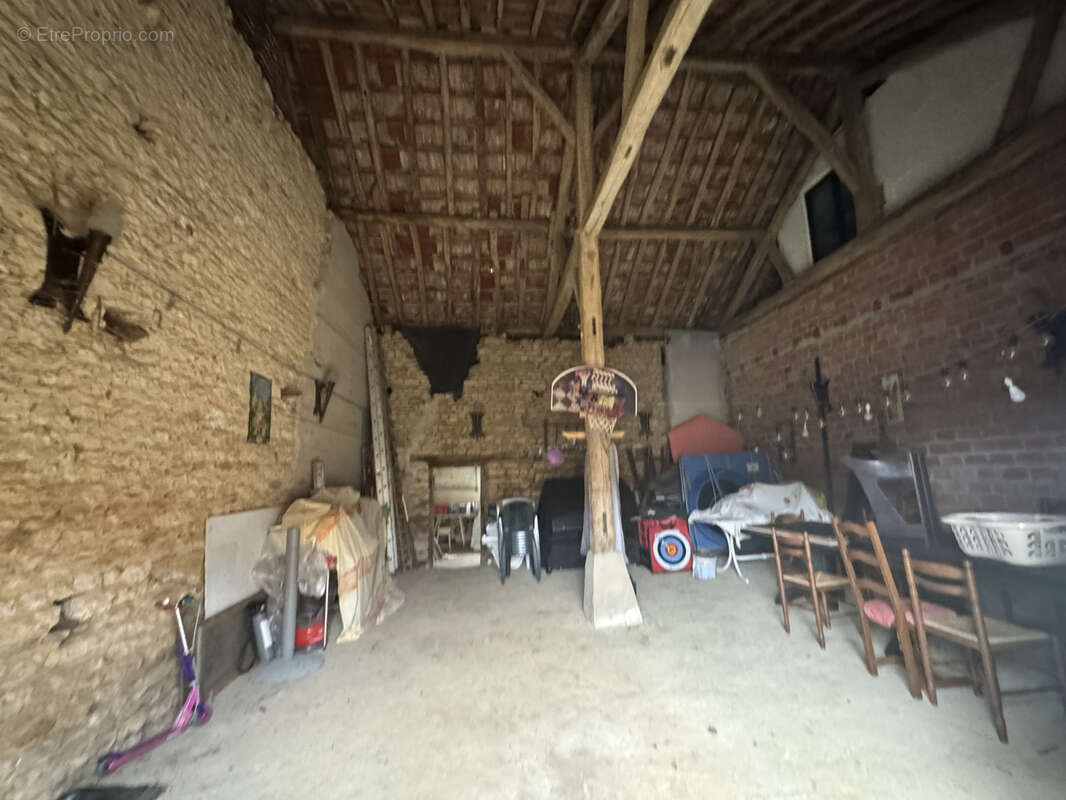 Maison à VAUCHONVILLIERS