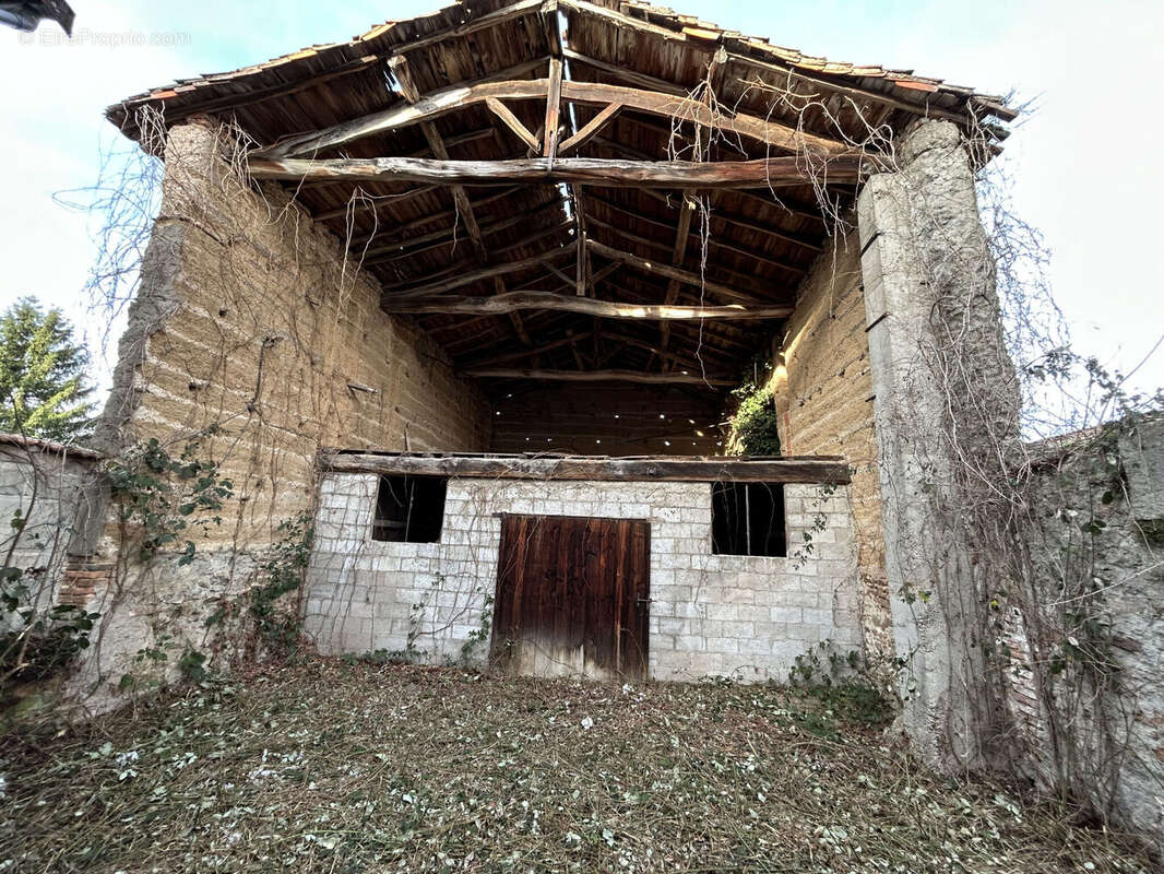 Photo 2 - Maison à NEULISE