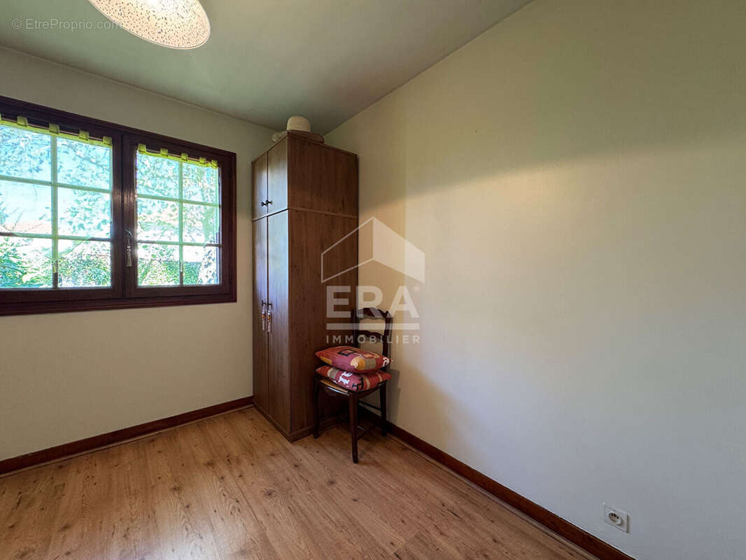 Maison à SAINT-ASTIER