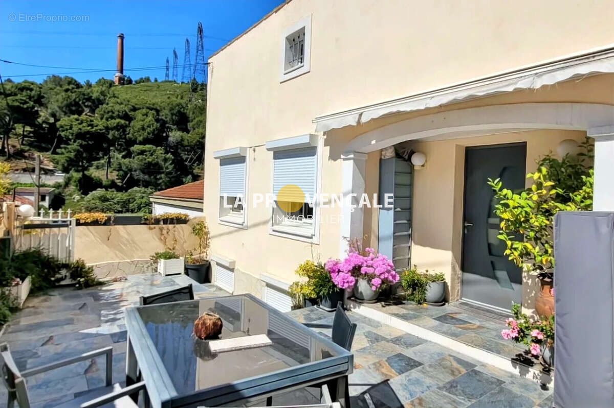 Appartement à SEPTEMES-LES-VALLONS