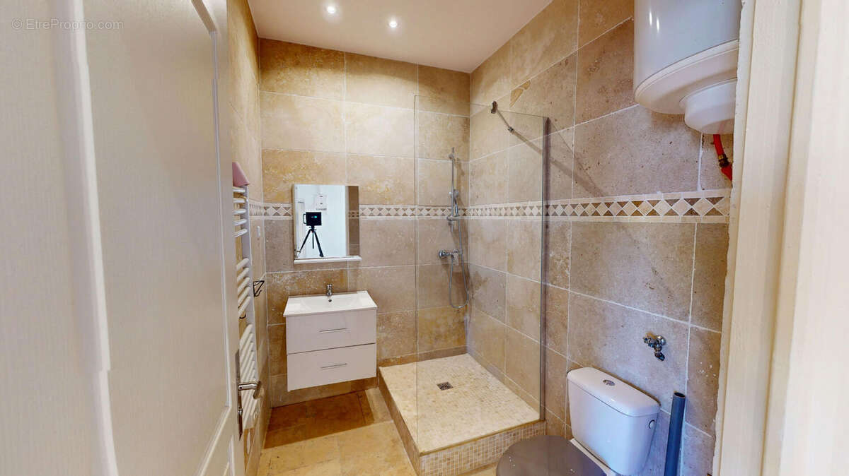 Appartement à MARSEILLE-11E