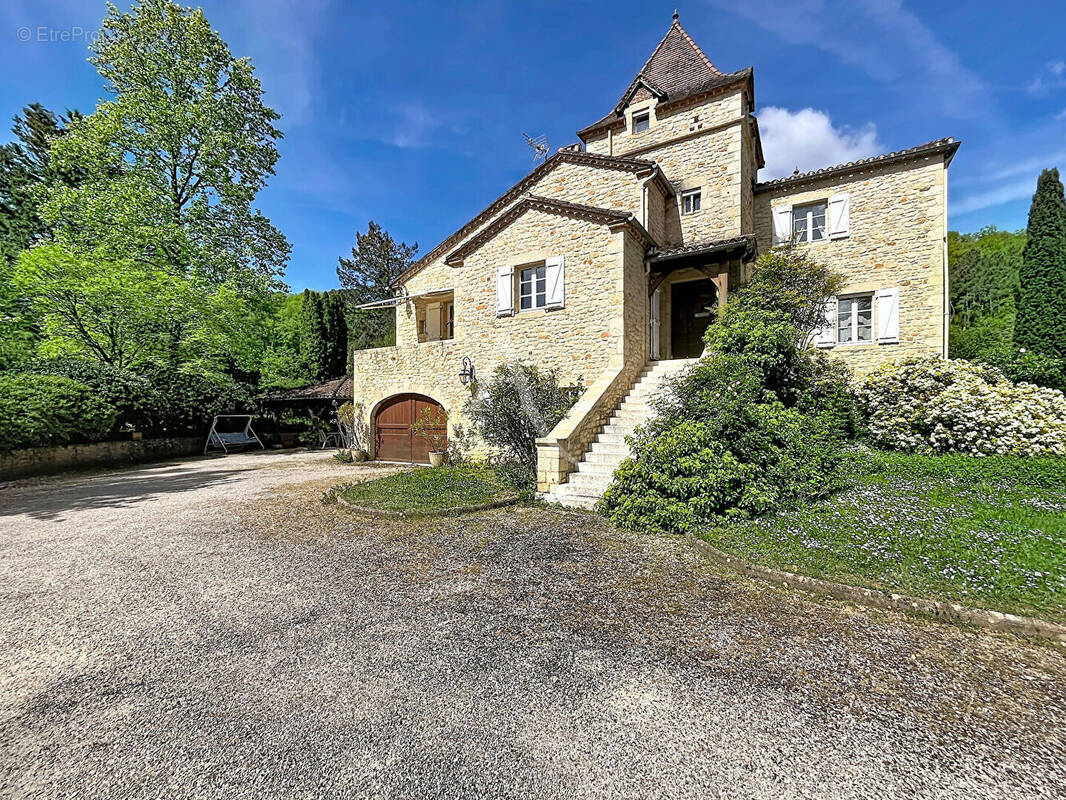 Maison à PRAYSSAC