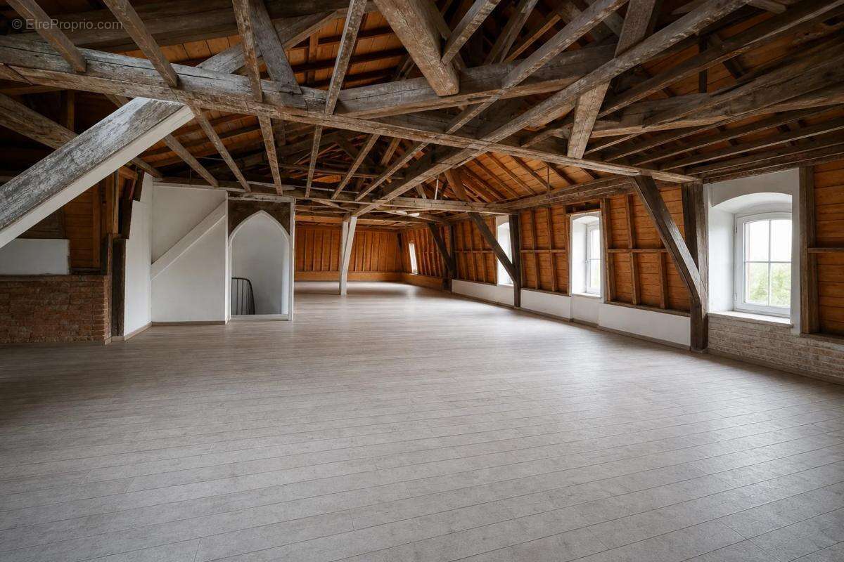 Domaine de caractère à restaurer – 500 m² –3,6 ha – accès rapide - photo 23