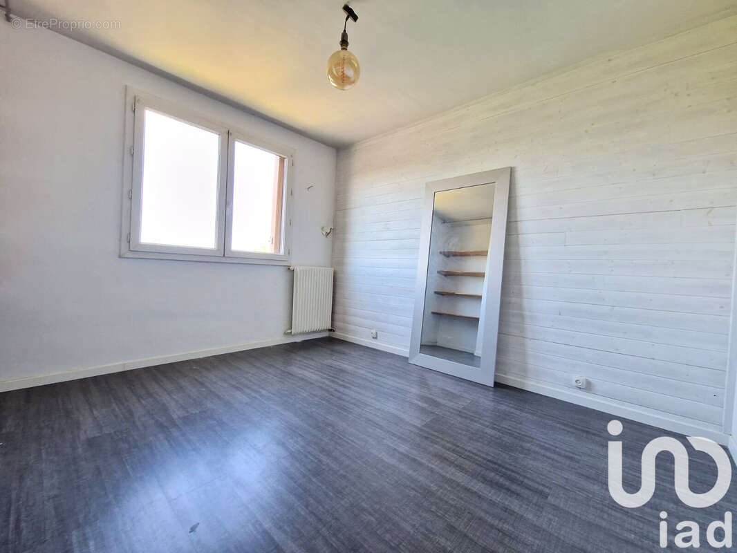 Photo 9 - Appartement à LES CLAYES-SOUS-BOIS