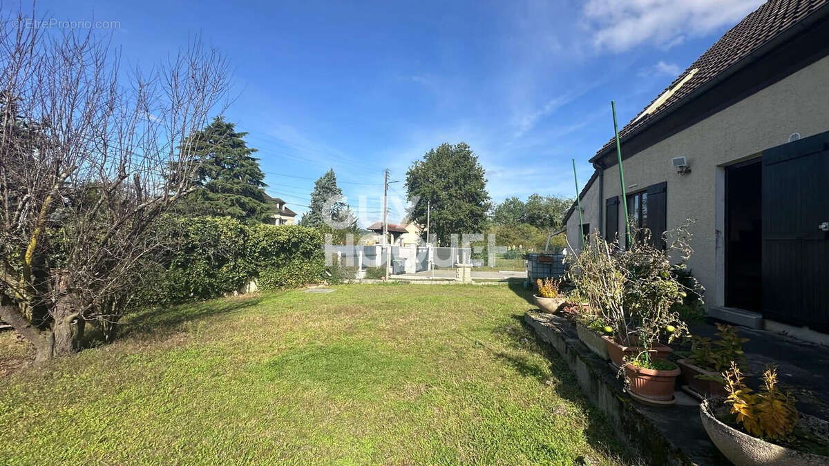 Maison à SAINT-MARTIN-LA-GARENNE