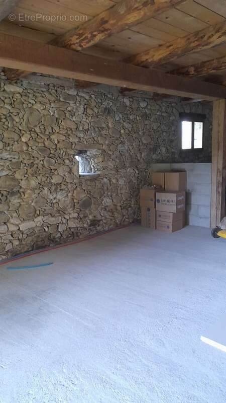 Grange Pyrénéenne de 104 m2 - photo 3