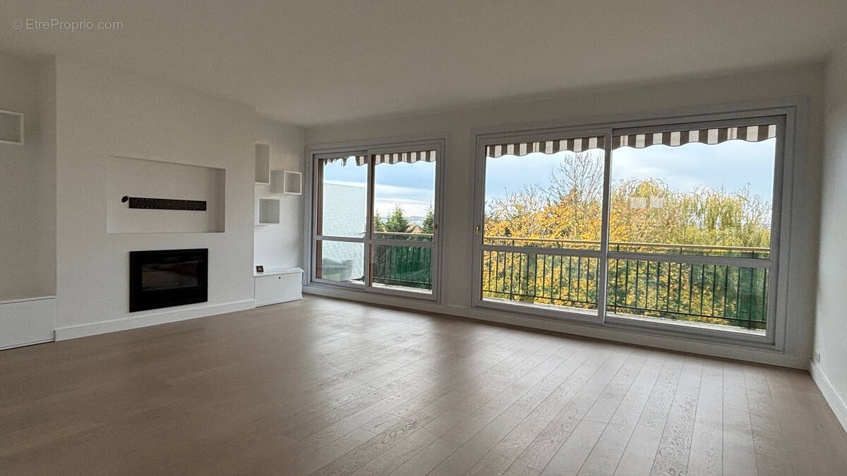 Appartement à NOISY-LE-ROI