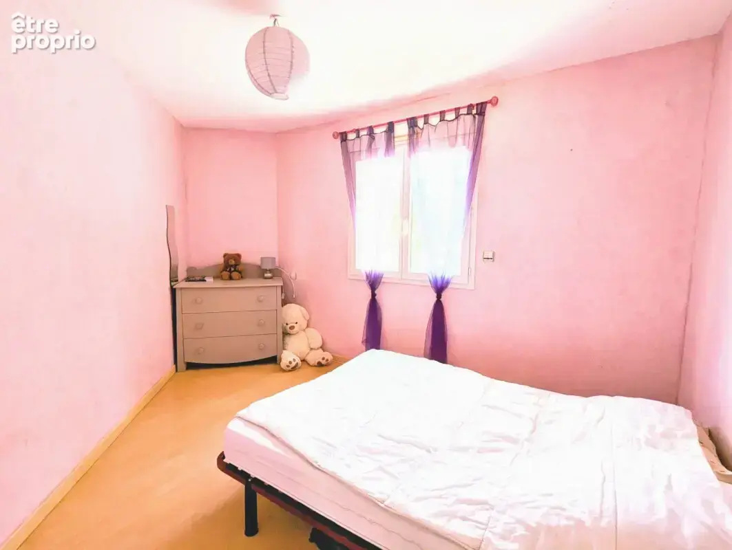 Villa d’Exception Saint Clément de riviere  – T6 de plain-pied avec Piscine et Confort Moderne - photo 8