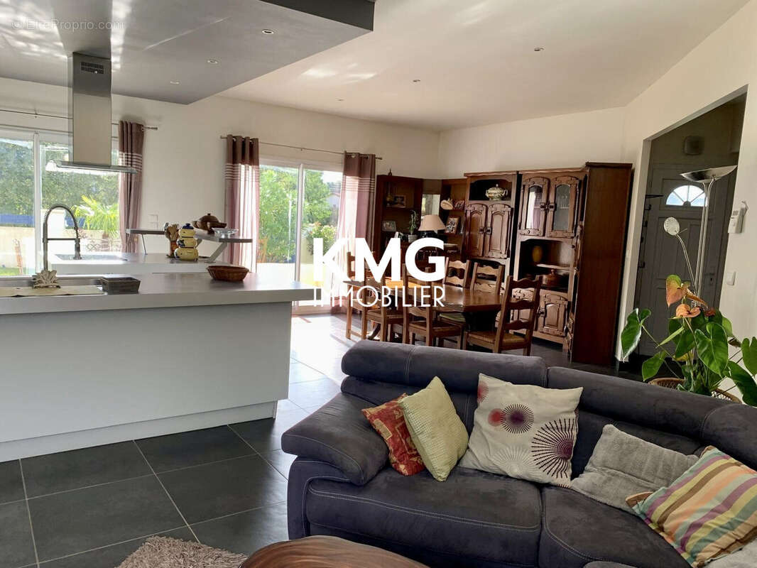 Maison à SAINT-PIERRE-D&#039;IRUBE